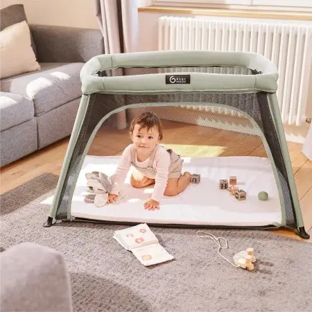 Baby Moov Travel crib and bed 3-in-1 Moov and Comfy