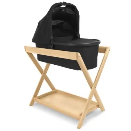 64357 UPPAbaby	Bassinet Stand Natural 0901 BST WW NAT	810030099611 Tjskids.com
