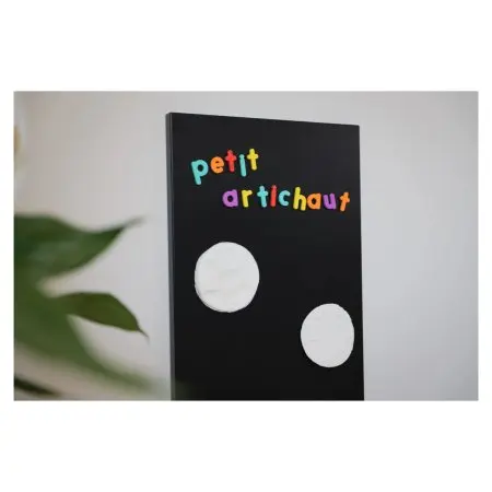 Petit Artichaut  Magnetic Medallion/Ornament Keepsake PA1100 3700552370909 Tjskids.com