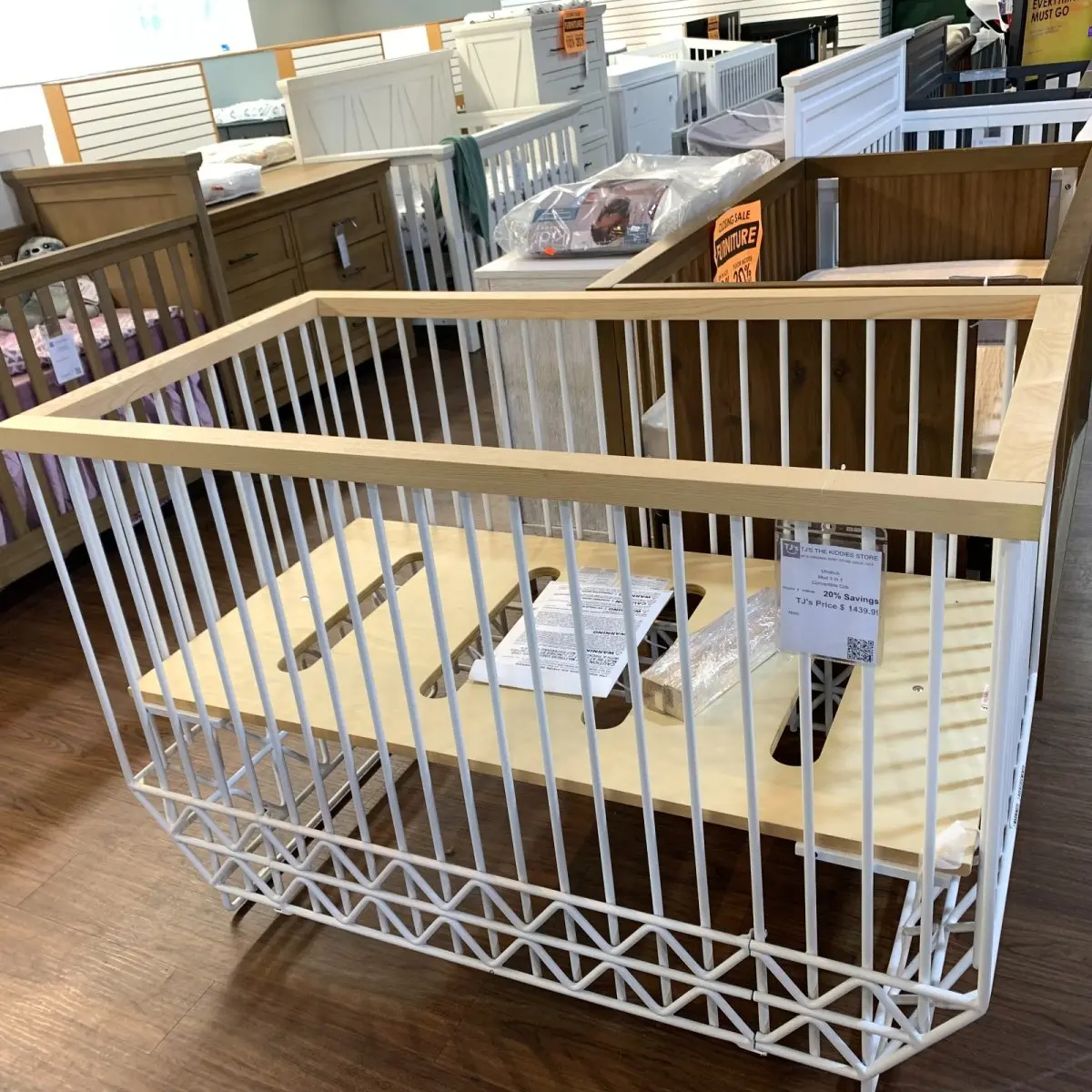 Mod 3 in 1 Convertible Crib Warm White Natural Open Box