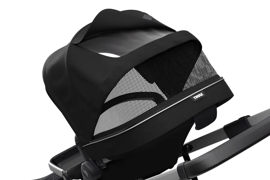 Thule Sleek stroller Ventilated Canopy with peekaboo windows