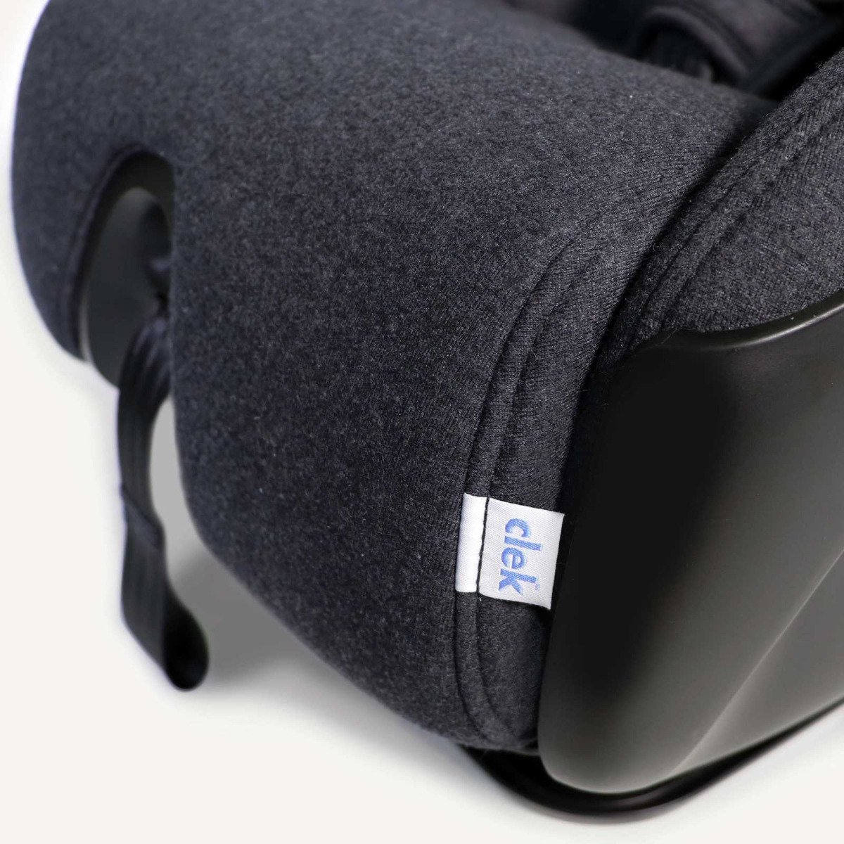 Foonf Convertible Car Seat - Thunder Floor Model