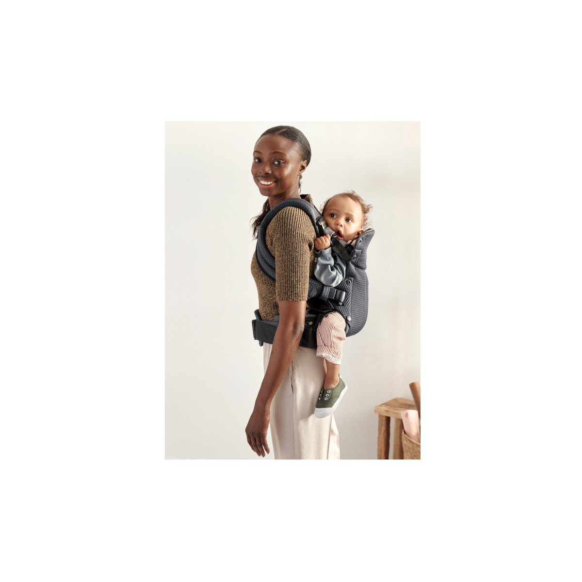 Harmony Carrier Anthracite