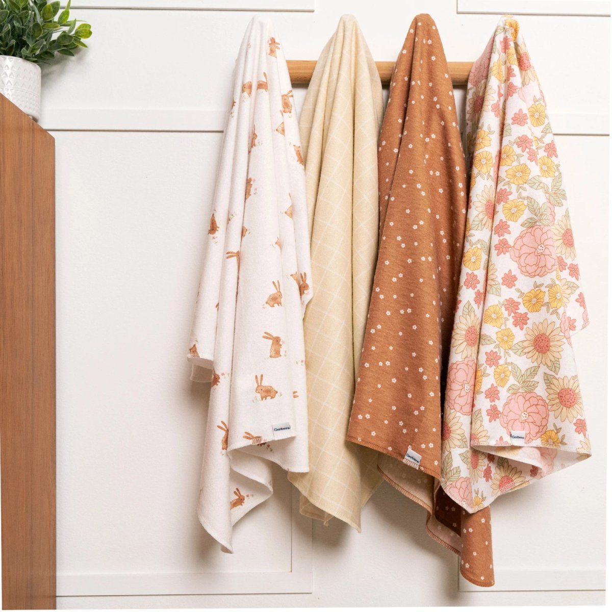 4-Pack Flannel Receiving Blanket - Retro Floral