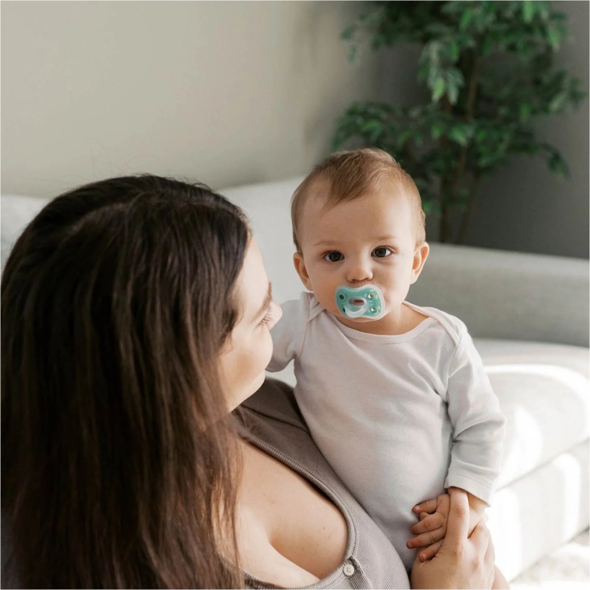 Advantage One-Piece Pacifier 3 Pack 6-18m - Green / Yellow / Gray