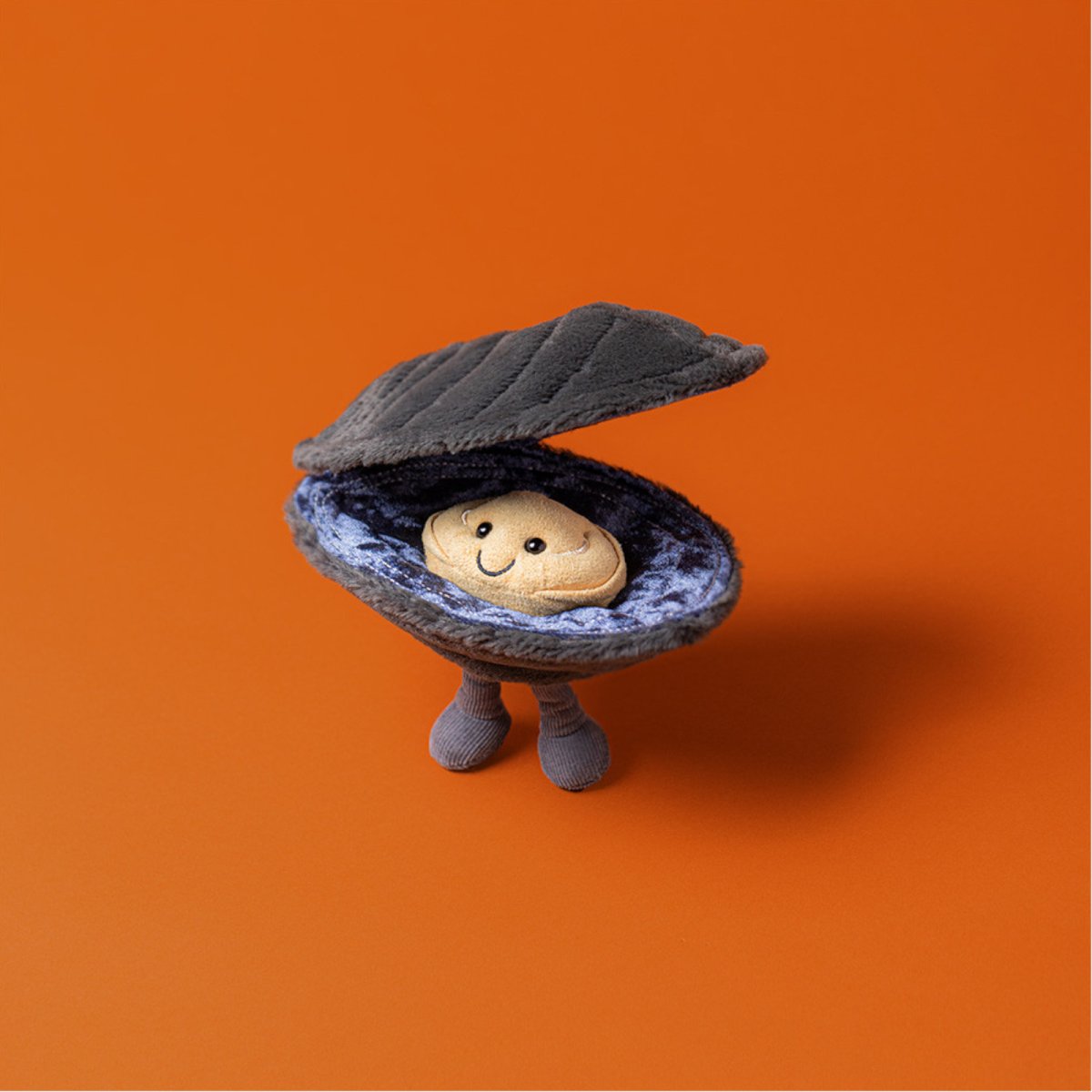 Amuseable Michelle Mussel