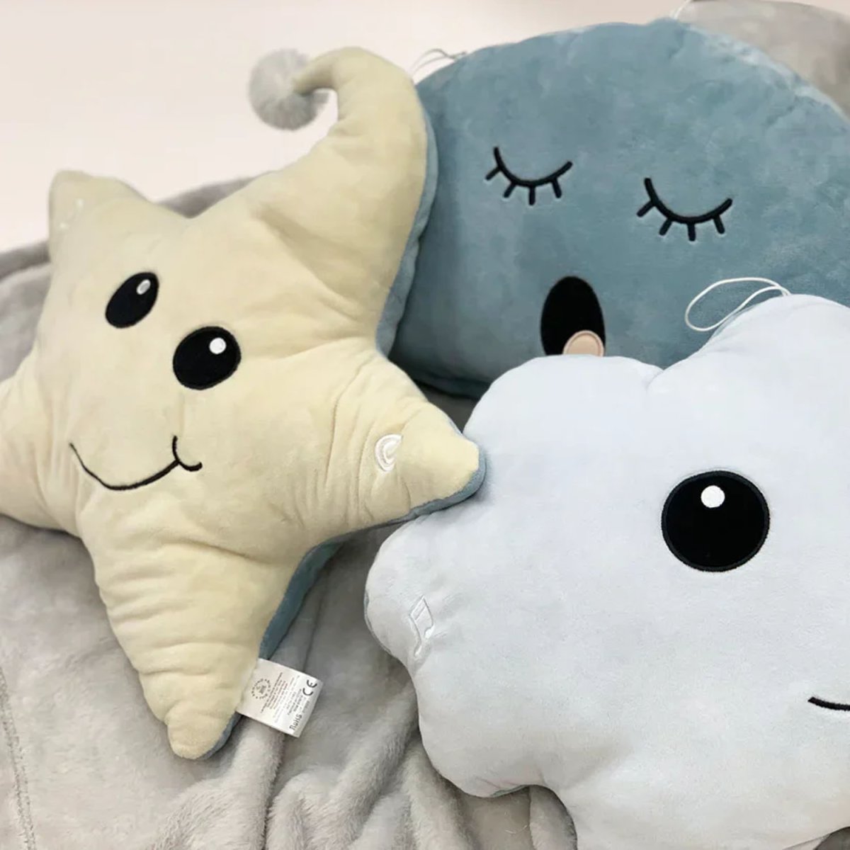 Kokoons Plush with LED & Sound - Petrol Star