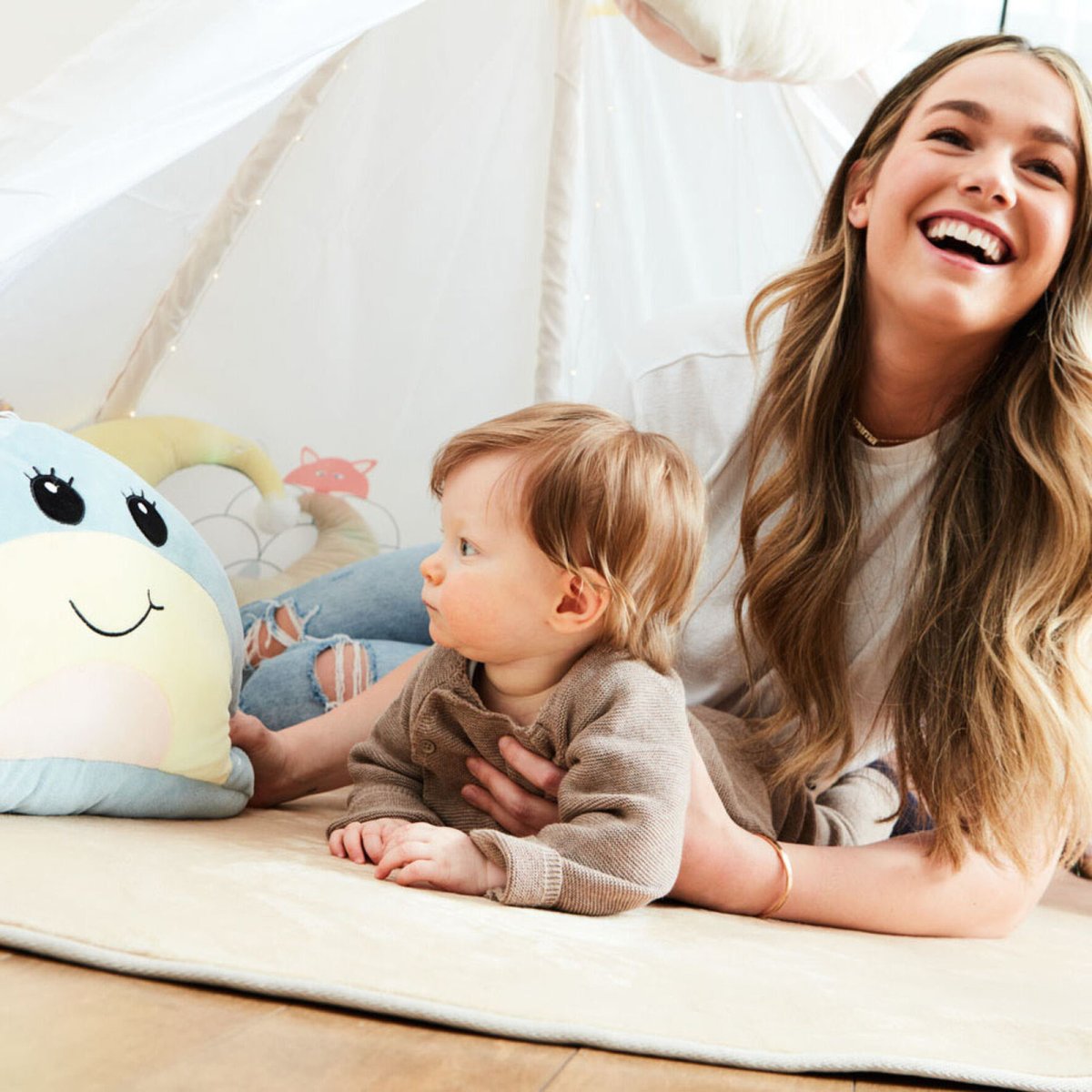 Kokoons Plush with LED & Sound - Rainbow