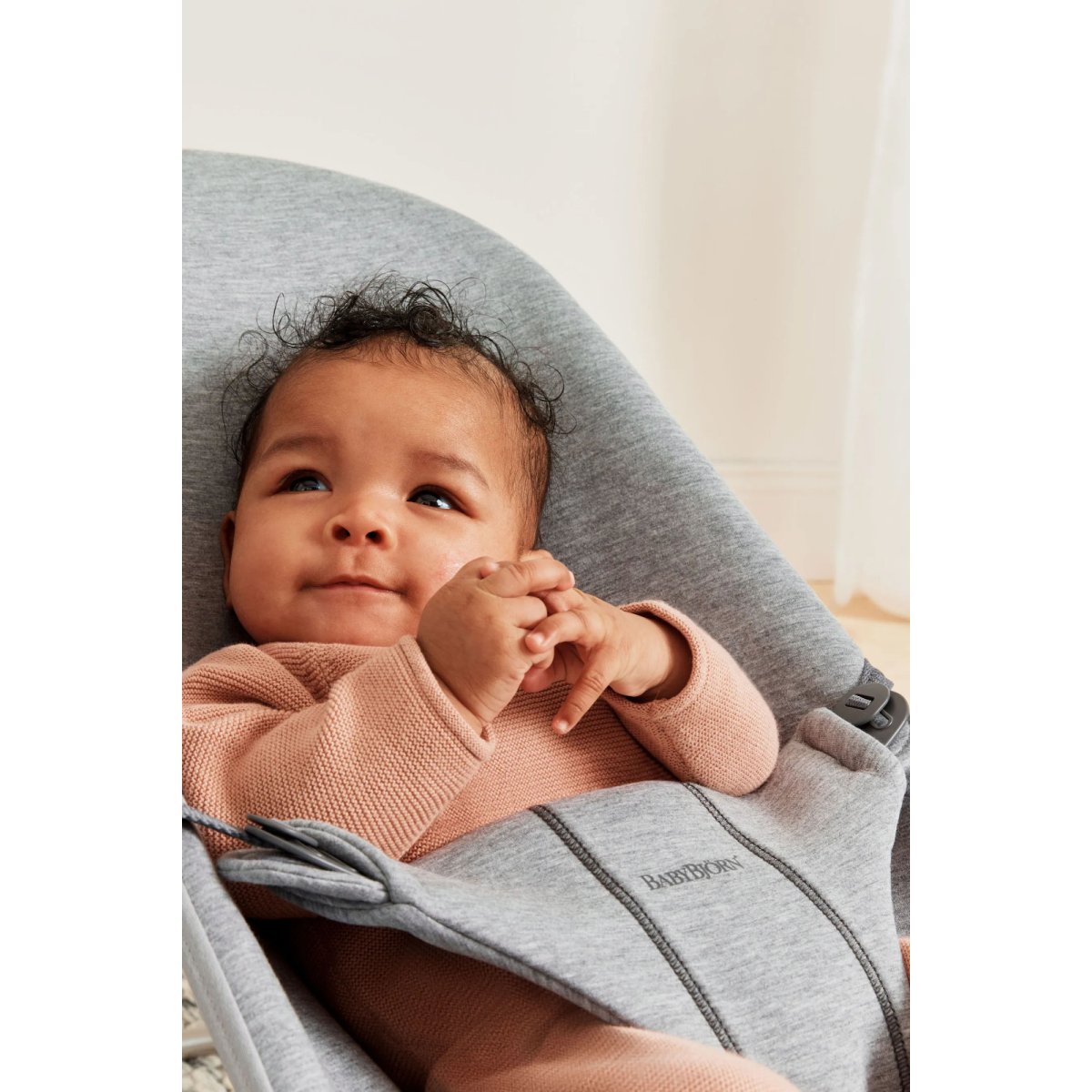 Bouncer Bliss, Light Gray Frame - 3D Jersey, Light Beige