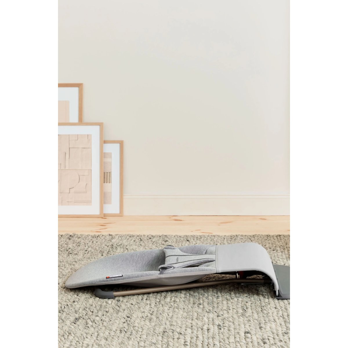 Bouncer Bliss, Light Gray Frame - 3D Jersey, Light Beige