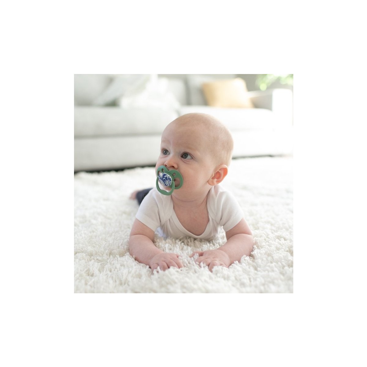 Advantage Pacifier - Stage 2 -Skateboard Snail/Glow in the Dark Blue