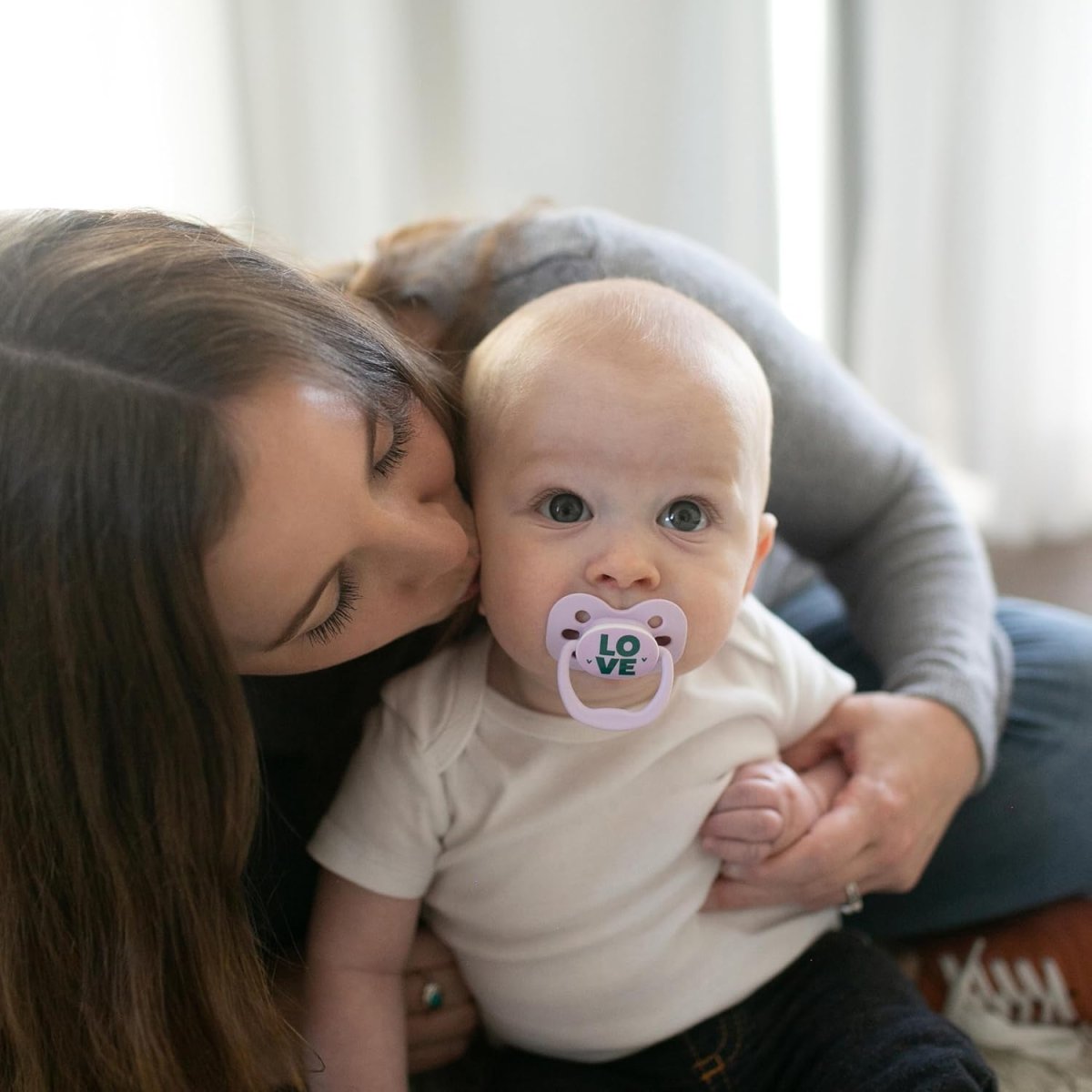 Advantage Pacifier - Stage 1 -Lavender Love/Glow in The Dark Coral Ocean