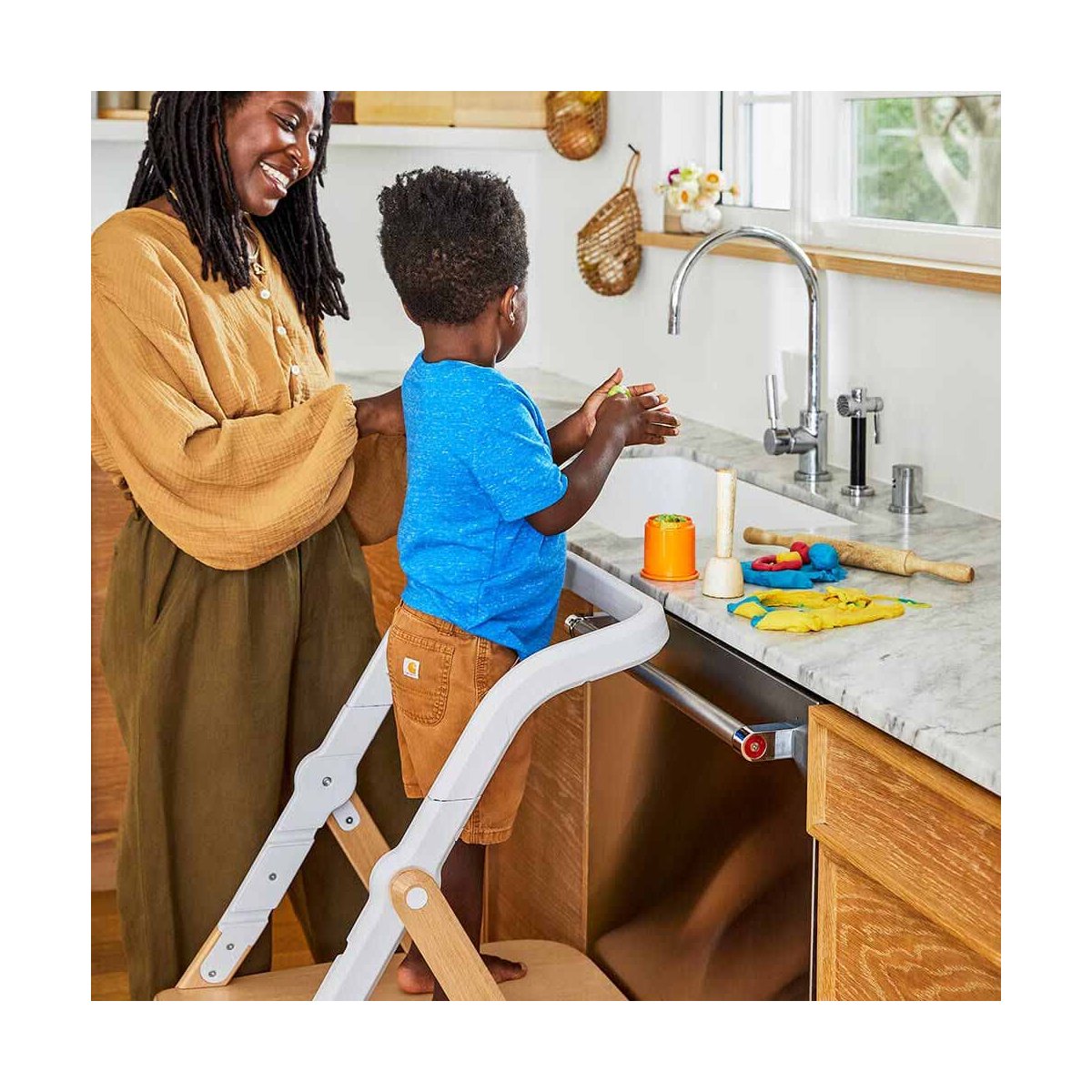 Evolve Kitchen Helper - Natural Wood