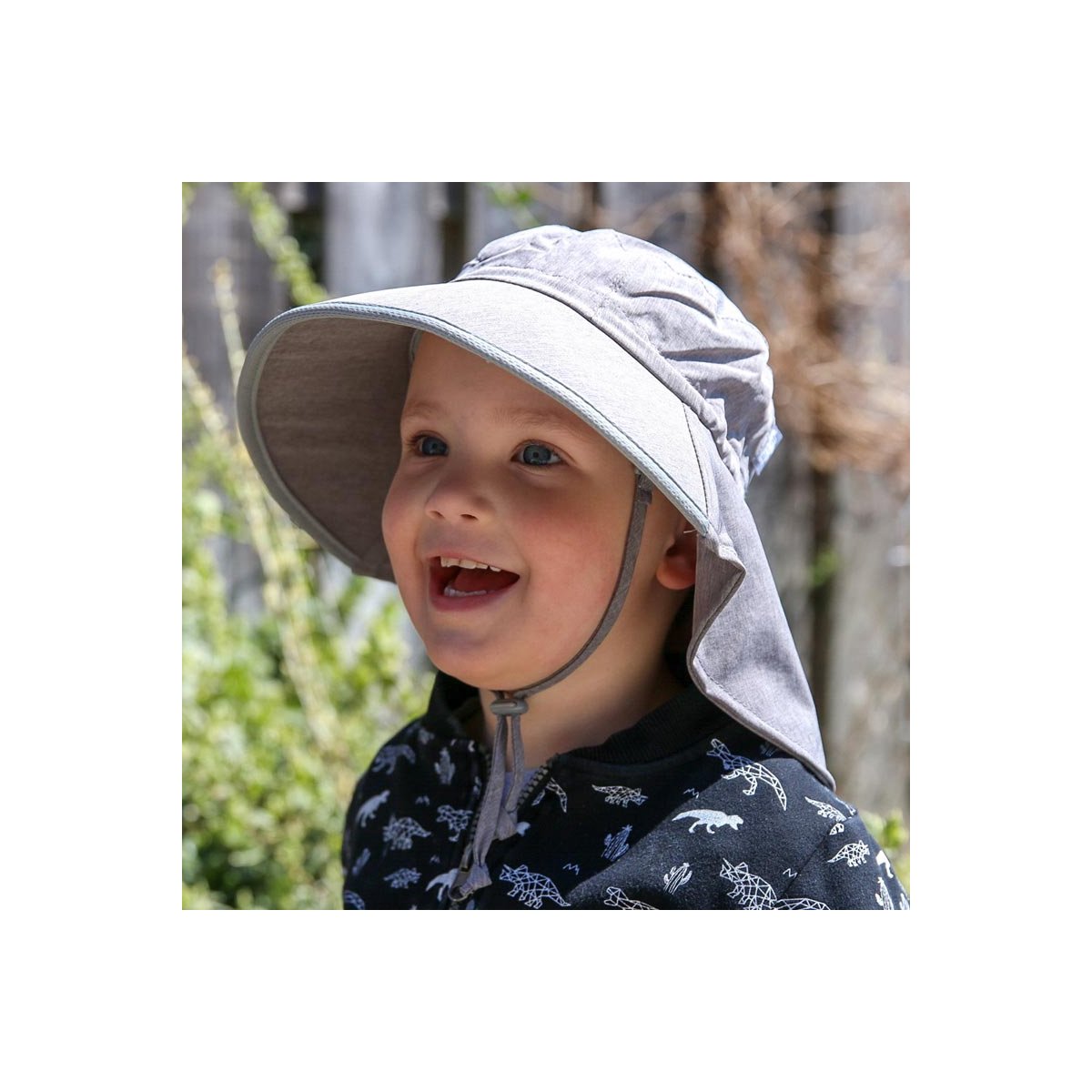 AquaDry Adventure Hat - Grey