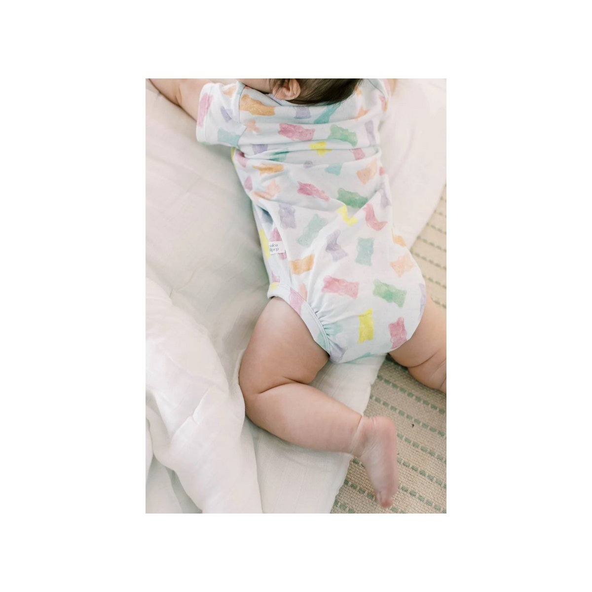 Short Sleeve Bodysuit - Gummy Bear