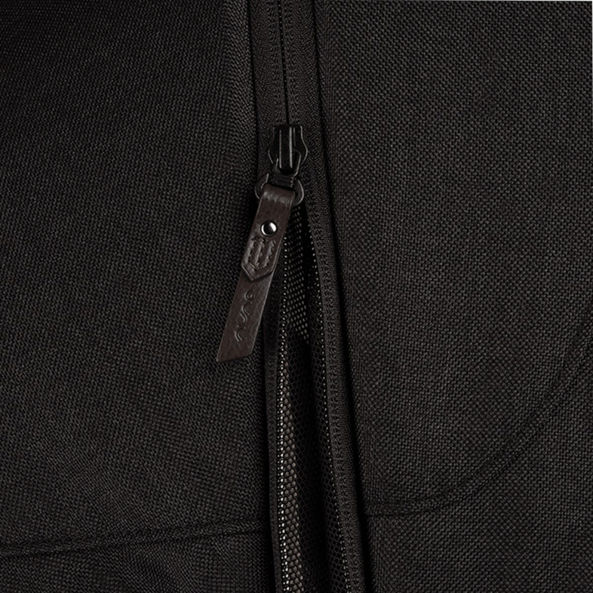 Mixx Next + Pipa Urbn Travel system Caviar