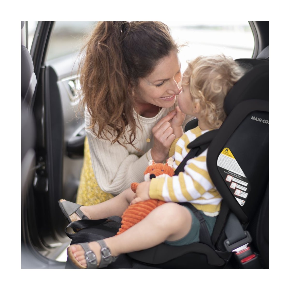 Nomad Plus Travel Car Seat - Authentic Black