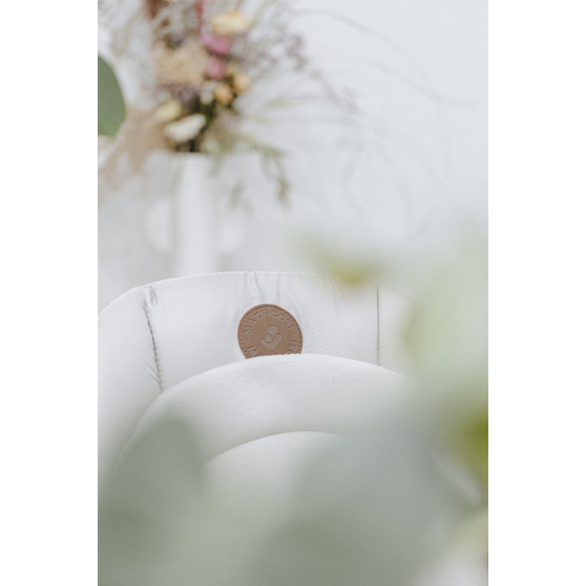 Minla High Chair - Horizon Sand