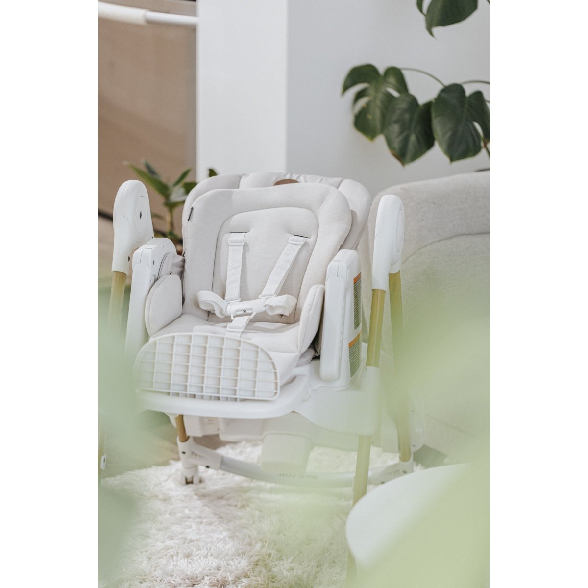 Minla High Chair - Horizon Sand