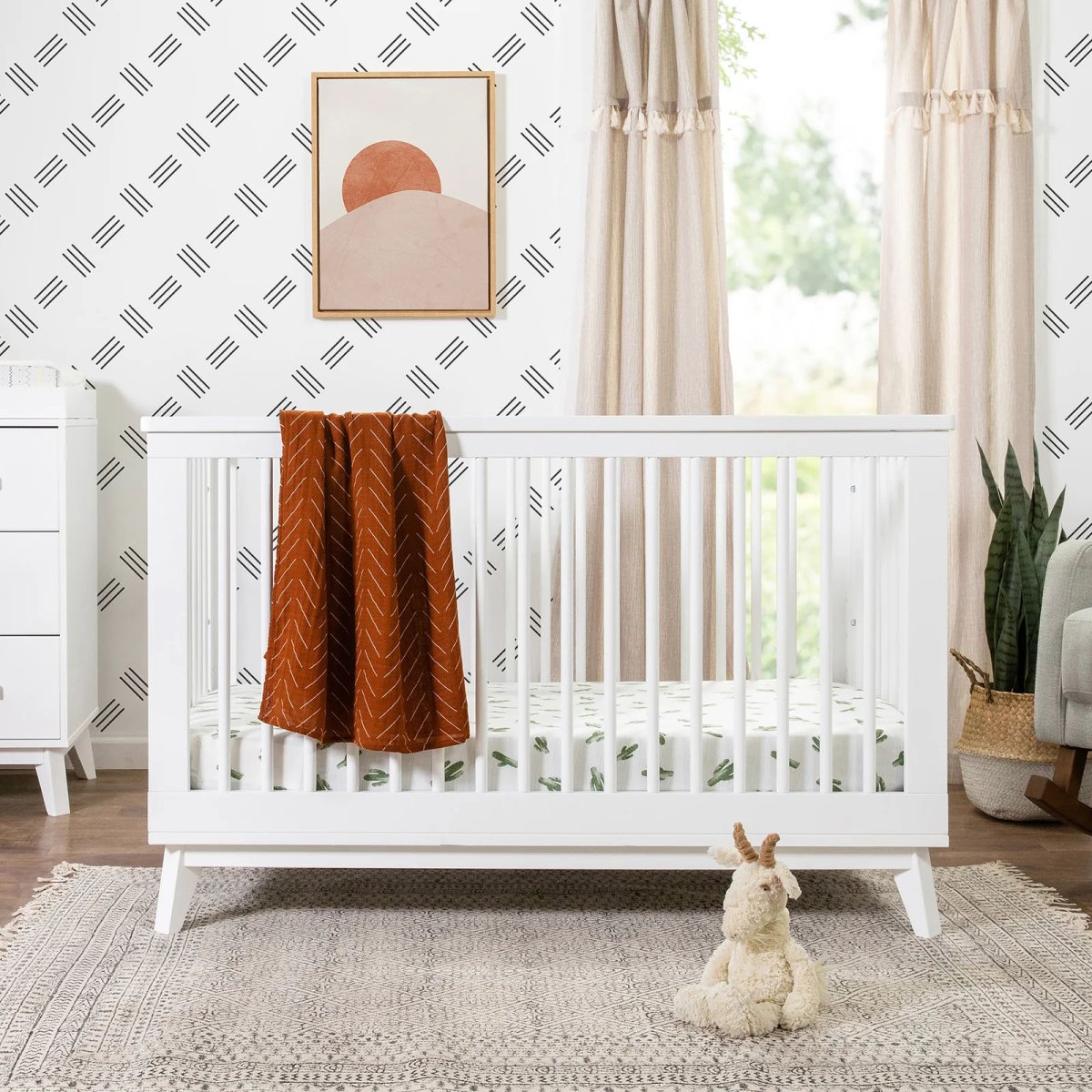 Scoot 3 In 1 Crib With Toddler Rail - White