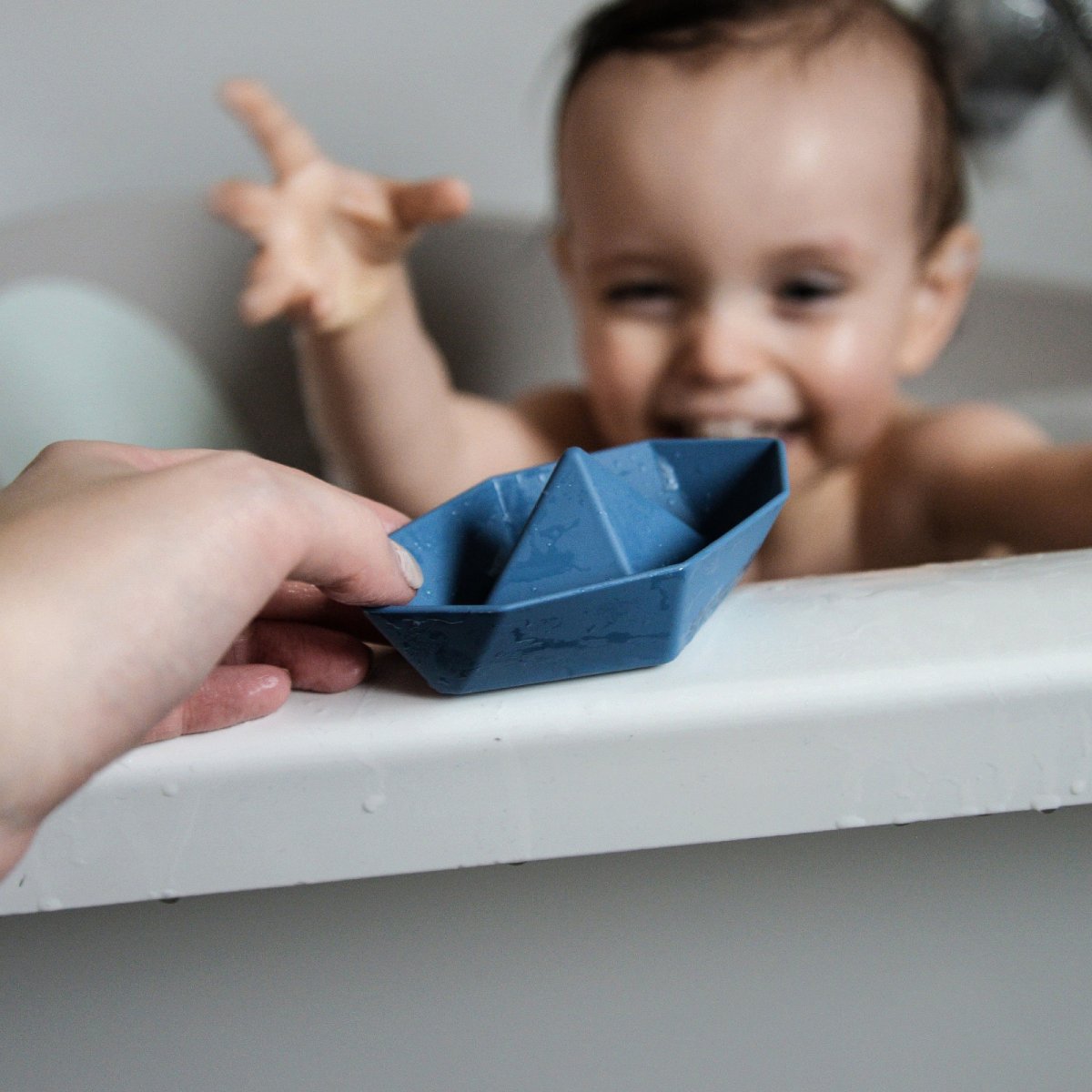 Stack and Sail Bath Boat Toys