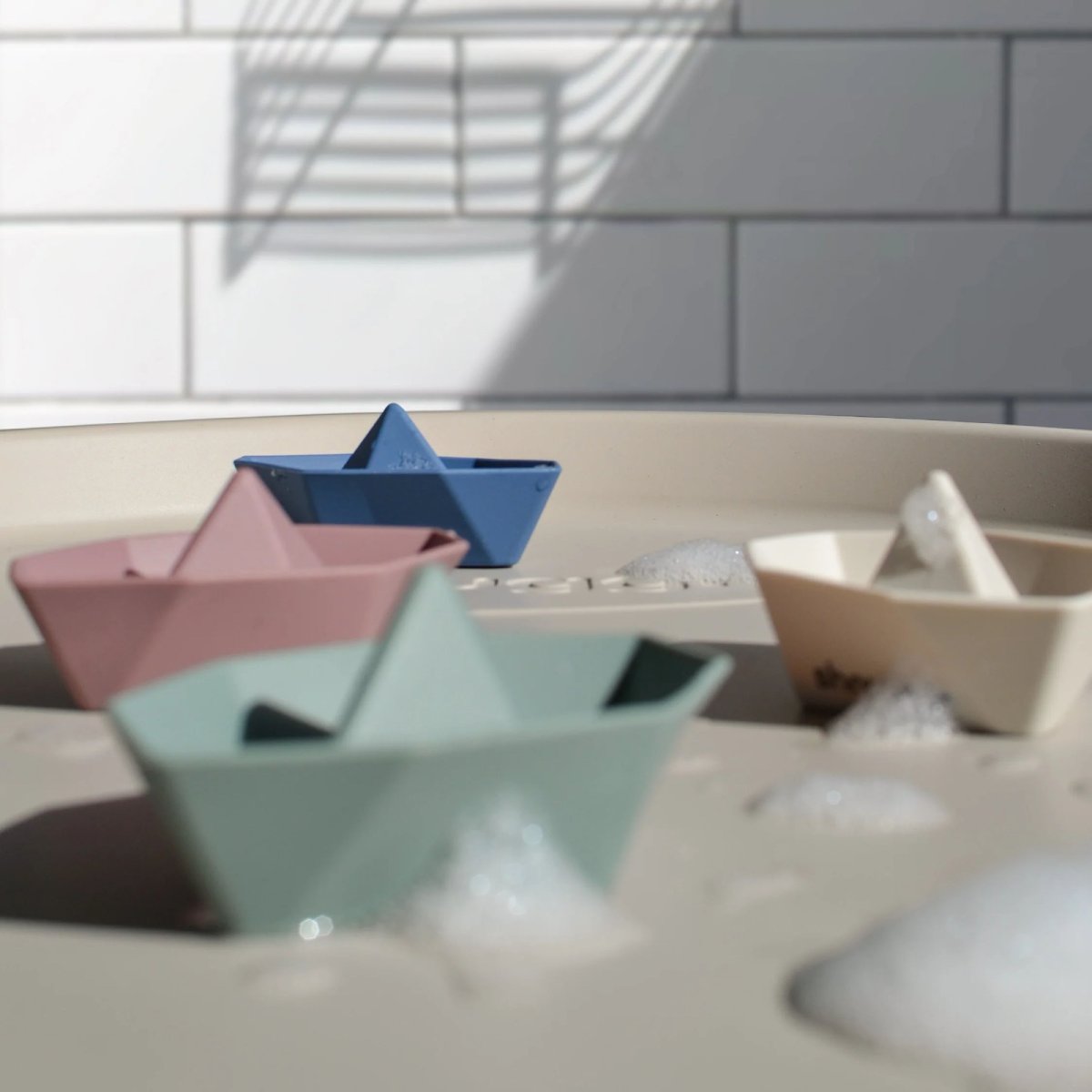 Stack and Sail Bath Boat Toys