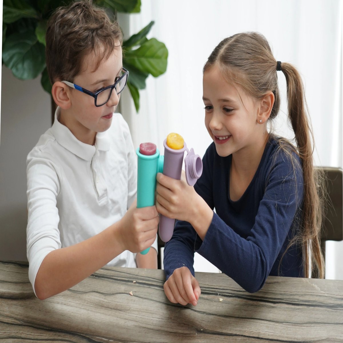 Silicone Push Pop - 4 Pack with Tray