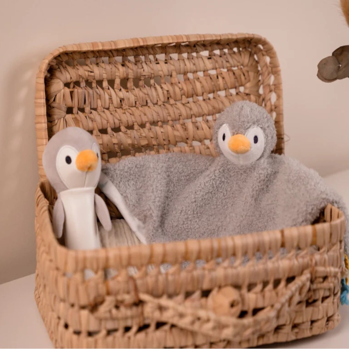 Squeaker Rattle - Martin the Penguin