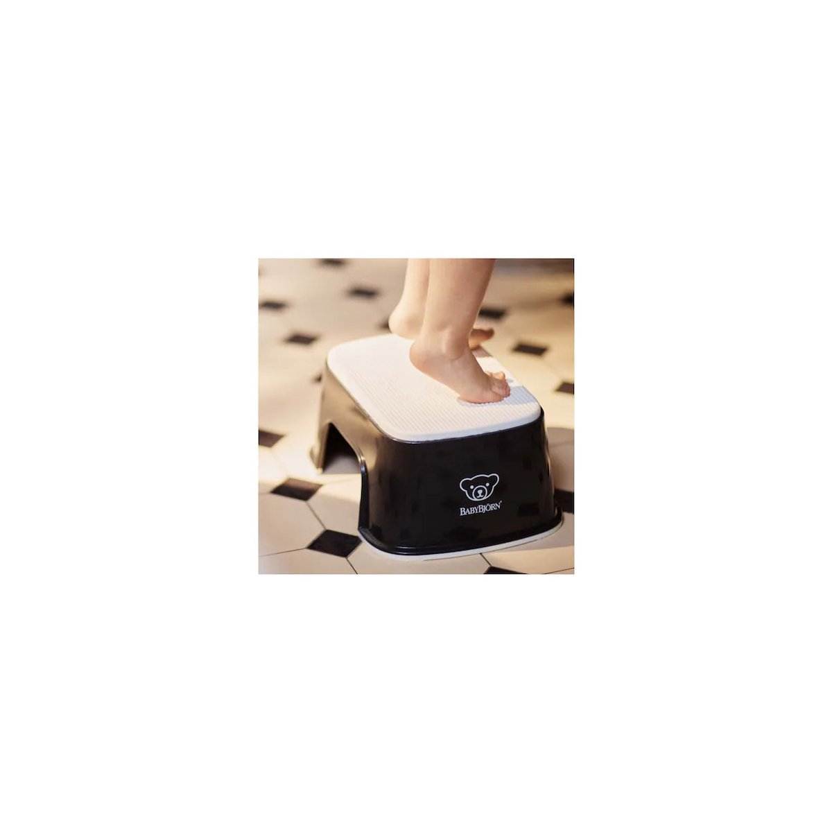 Step Stool - Black/White