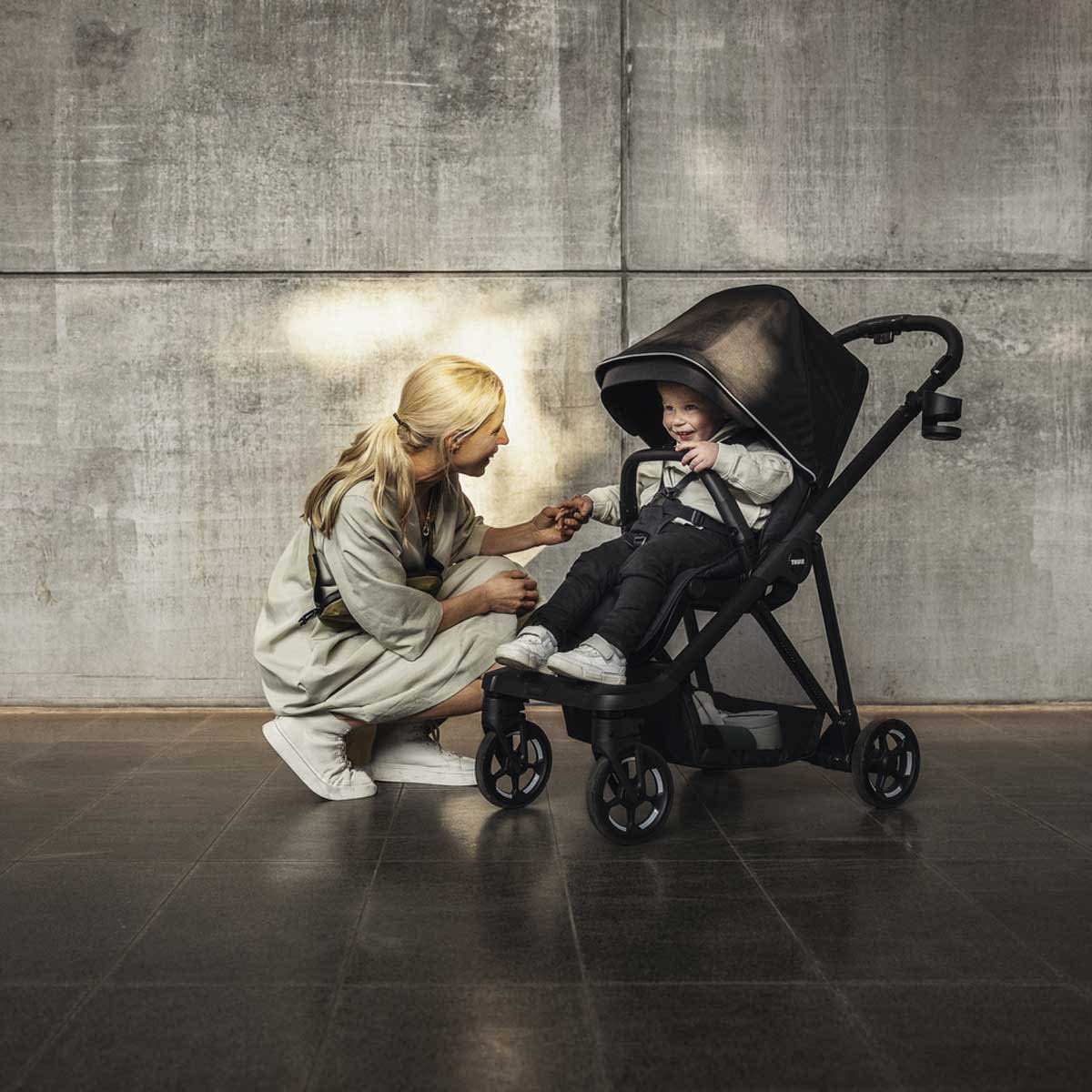 Shine Full Size Stroller with Black Frame - Alaska