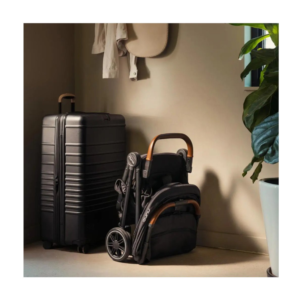 Trvl Stroller - Caviar